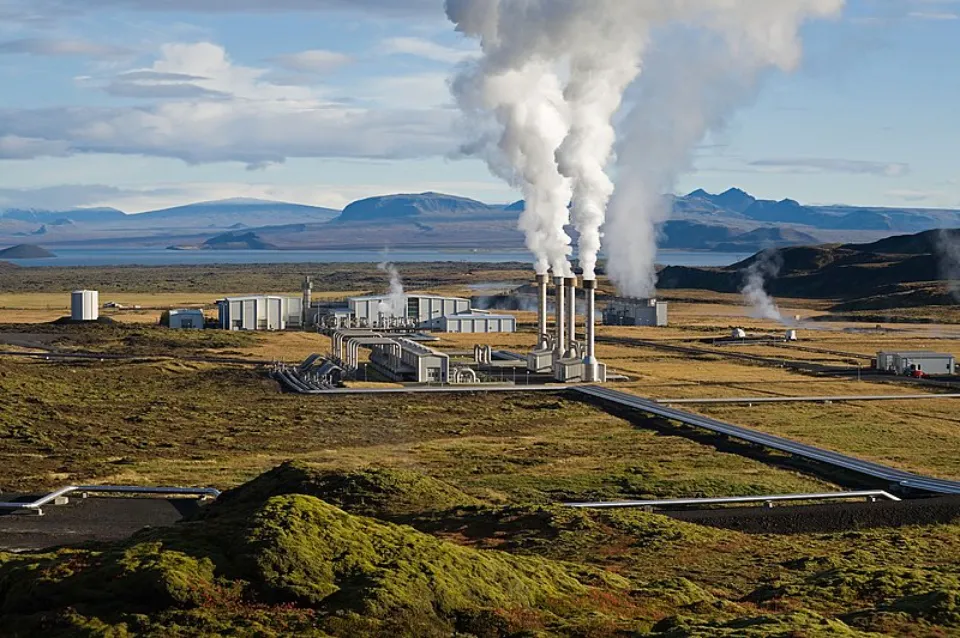 Geothermal energy - Wikipedia