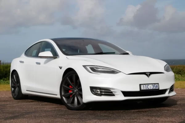How Long Does It Take to Charge a Tesla Model S P100D?