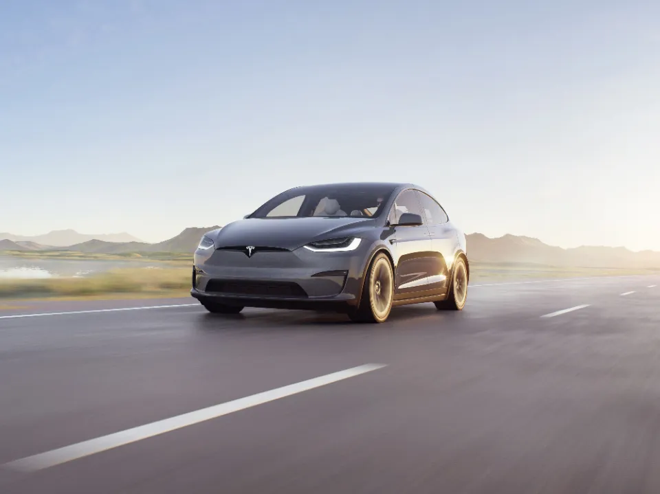 How Long Does It Take to Charge a Tesla Model X?