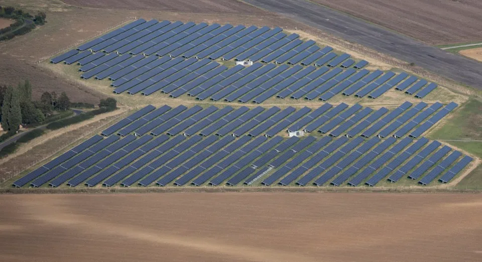 How Do Solar Power Plants Work? What You Need To Know