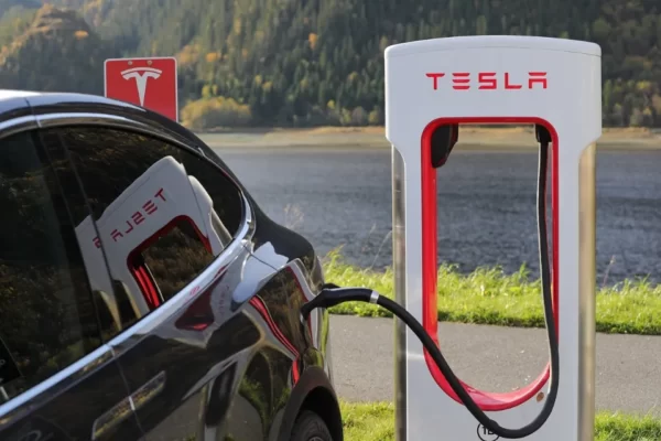 How Long Does It Take to Charge a Tesla? Full Guide