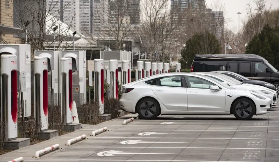 How to Find a Tesla Supercharger Station?