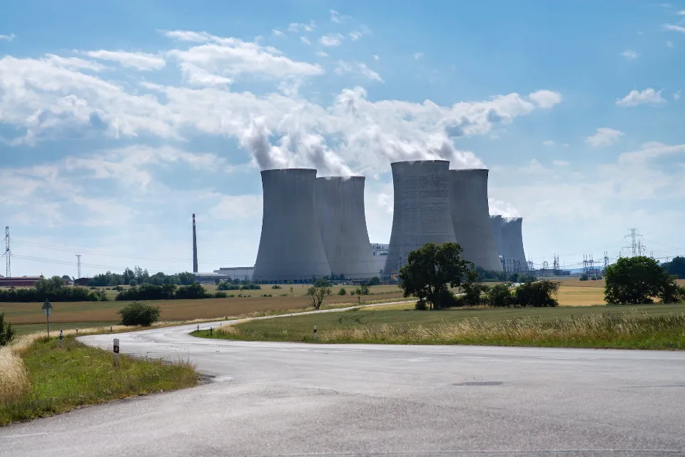 The Advantages and Disadvantages of Nuclear Power Plants