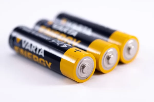 9 Best Rechargeable Aa Batteries for Solar Lights 2023: Buyer's Guide