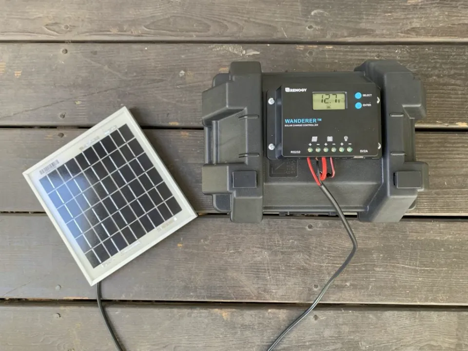 How to Charge a Battery from Solar Panels?