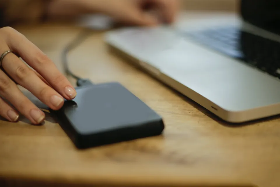 How to Charge a Laptop Without a Charger? 6 Ways