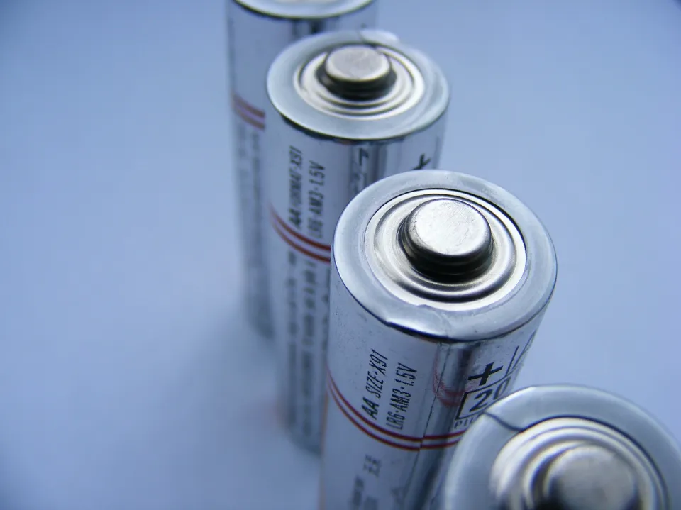 How to Dispose of Alkaline Batteries? Ways